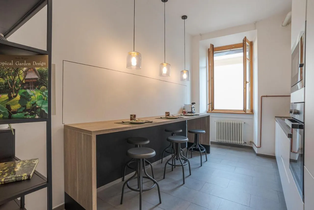 First & Urban Oasis - By Myhomeincomo Apartment